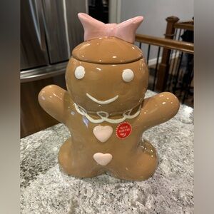 Peppermint and Pine gingerbread cookie jar